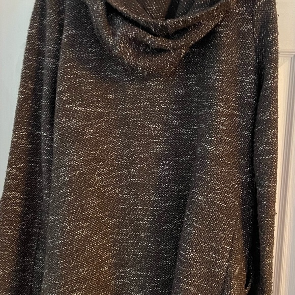 BNCI Ladies Hooded Sweater - Picture 2 of 5